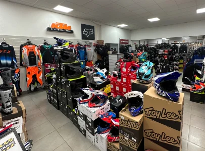 magasin équipements et accessoires moto  à Castres dans le Tarn 81